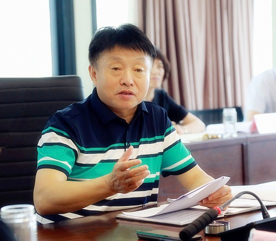 任你博集团举行“不忘初心、切记使命”主题教育第三次集中学习钻研暨警示教育会