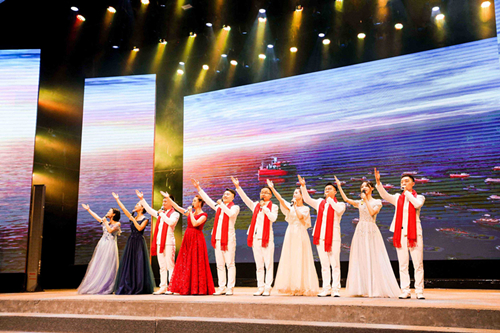 任你博集团庆祝新中国建设70周年职工朗诵角逐乐成举行