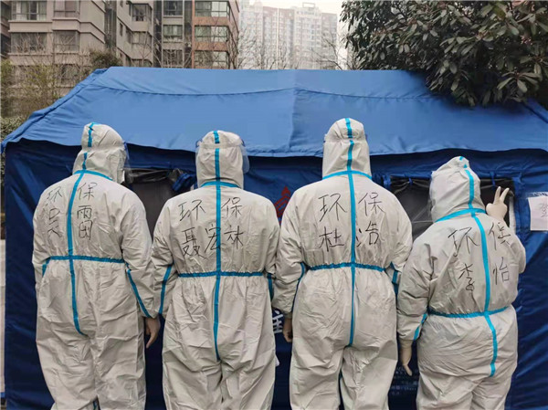 任你博集团：响彻在战“疫”前线的入党誓词 配图1.jpg