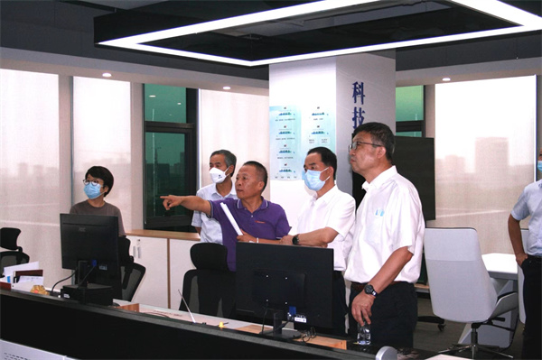 省国资委党委书记任国到秦创原任你博集团立异中心调研