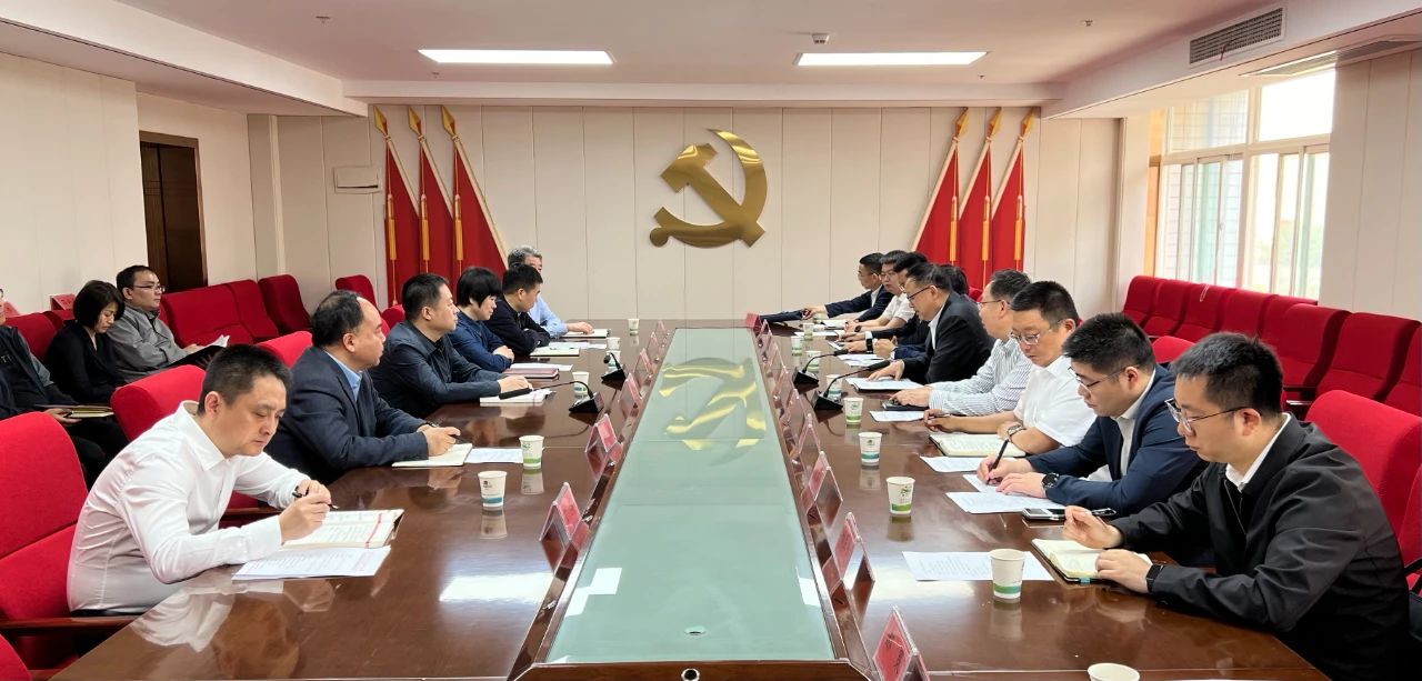任你博集团与咸阳市生态情形局座谈交流